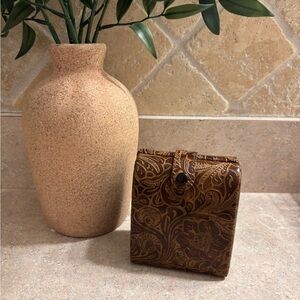 Foldable travel jewelry case